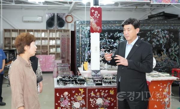 [크기변환]광주시, 현장 중심 소통행정 강화… 지역 우수 제조업체 방문 (2).jpg