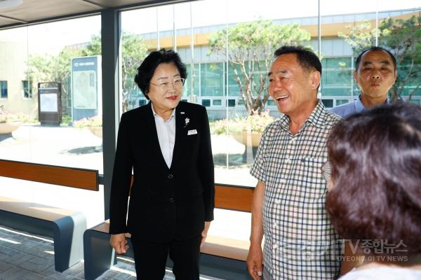 [크기변환]1. 이천시 경강선 이천역 스마트 쉘터 운영 개시 여름철 무더위 해소2.jpg