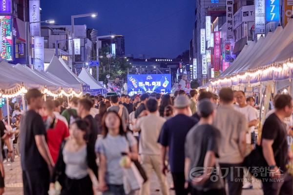 [크기변환]1 평택시 평택거리문화축제(평택맥주축제) 성황.jpg