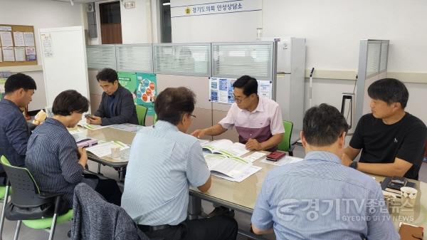 [크기변환]250729 박명수 의원, 건축의 미래 현장에 묻고 제도에 답하다 (1).jpg