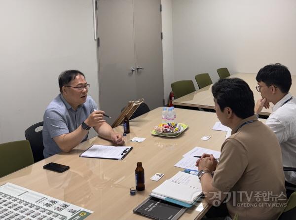 [크기변환]250730 박재용의원, 버스 정류소 교통약자 이동편의시설 관련 현황 및 개선방안 관련 정담회.jpg