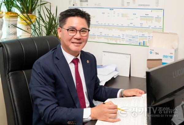 [크기변환]250806 정하용 의원, 오는 13일 의원연구단체 ‘경기교육발전연구회’ 늘봄학교 학부모 공청회 개최 (1).jpg