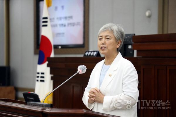 [크기변환]2.칠보산 지역아동센터 의회견학.jpg