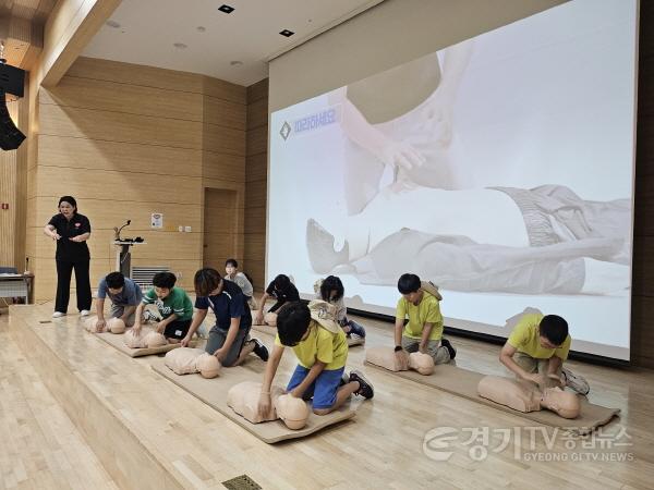 [크기변환]2-2)수원시, 새빛안전지킴이 양성 목표 6만 2500명 조기 달성.jpg