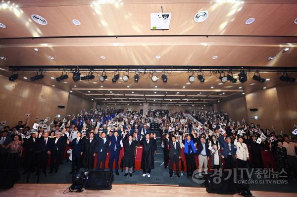 [크기변환](사진2)하남시 제80주년 광복절 기념식 개최… 세대를 잇는 음악으로 광복의 의미 되새겨.jpg