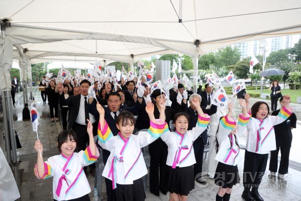 [크기변환]2.제80주년 광복절 기념 현충탑 참배.jpg