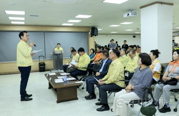 [크기변환]4-1. 정명근 화성특례시장이 화성시 통합방위협의회 의장 자격으로 회의를 진행하고 있다. .jpg