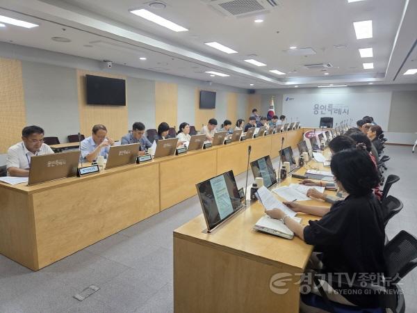 [크기변환]2. 18일 용인특례시가 2025년 경기도 시군종합평가 대응계획 보고회를 개최했다..jpeg