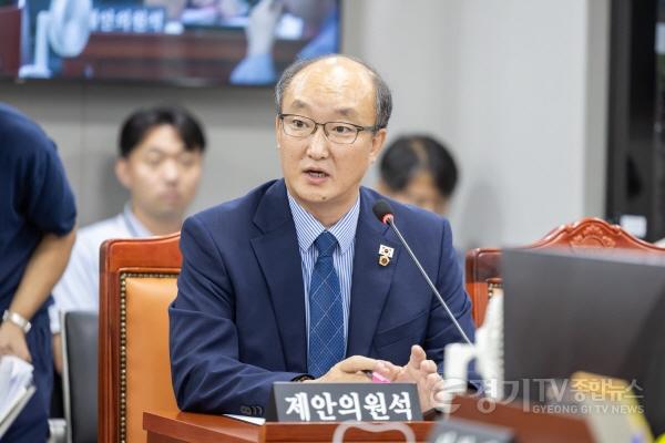 [크기변환]250819 김동영 의원, 경기도 31개 시군 물류창고 허가 기준 통일에 나선다(2).jpg