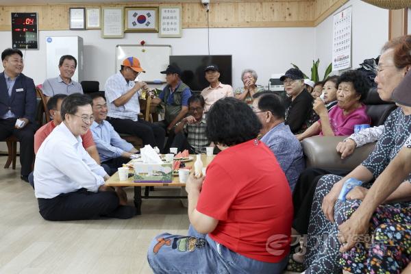 [크기변환]내기1리 마을회관 무더위쉼터(8월 20일).JPG