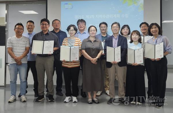[크기변환]250828 김태희 의원, ‘경기도 지하수관리위원회’ 위원 재위촉...경기도 지하수 관리계획 중간보고회 참석해 정책 제언.jpg