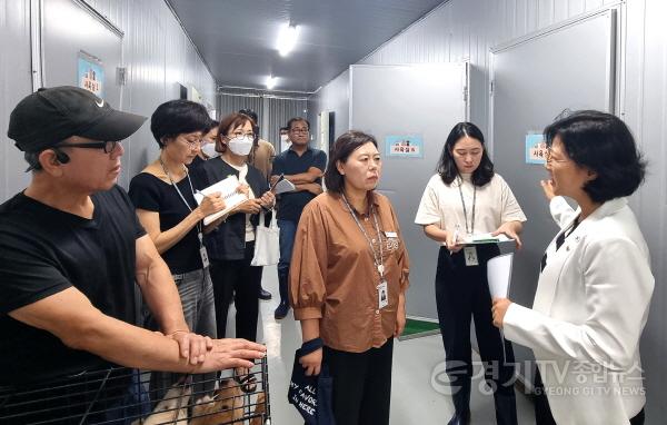 [크기변환][사진자료] 하남시의회 ‘반려동물 복지정책 연구회’, 8월 28일 하남시 동물보호센터 운영 실태 점검2.(사진_하남시의회 제공).jpg