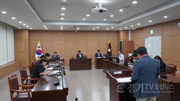 [크기변환]이천시의회 사진2.JPG