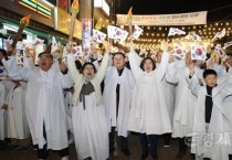 [크기변환]광복 80주년 기념 안성 4・1독립항쟁 재현행사에서 만세삼참 모습 (1).jpg