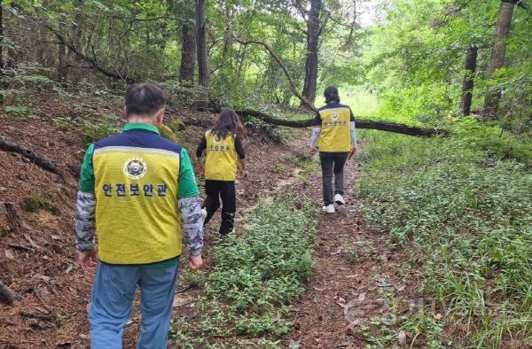 [크기변환]1. 이천시 안전보안관과 가을철 재난안전 위험요소 발굴 추진.jpg