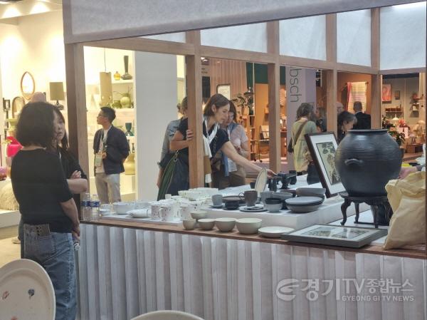 [크기변환]01-여주시, 프랑스 ‘2025 메종오브제’ 참가…현대 도예의 세계화 도전(1).JPG