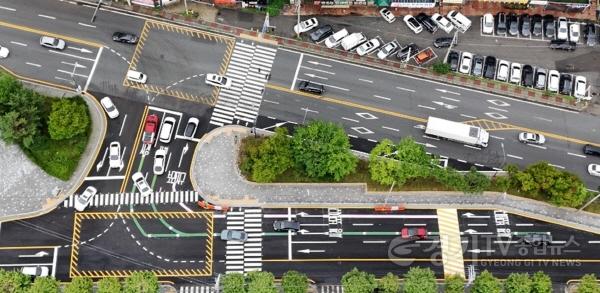 [크기변환]250908 정하용 의원, 용인시 보라동 민속촌입구삼거리 가감속 차선 정비공사 준공(2).jpg