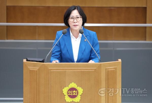 [크기변환]250905 서현옥 의원, 도내 저수지 수질악화 및 평택호 녹조 대응위한 광역차원의 특단 대책 시급 촉구발언.jpg