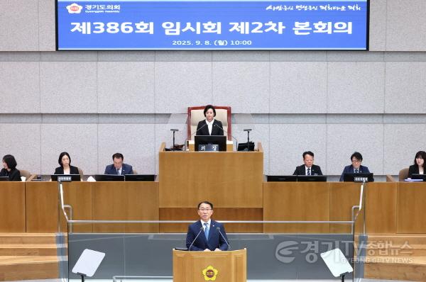 [크기변환]250908 김선영 의원, 대집행부 일문일답 통해 도민의 일상에 실질적 혜택 주는 행정 주문(2).JPG.jpg