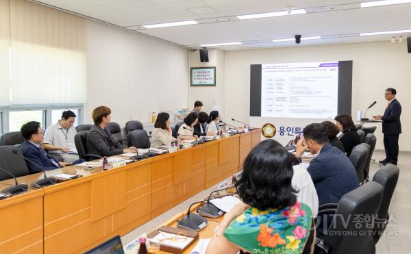 [크기변환]20250910 의원연구단체 용인, 역사종교문화 여행의 시작 2, 연구용역 중간보고회 개최(2).jpg