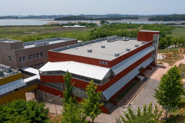 [크기변환]경기창작캠퍼스 공공갤러리 외부 전경_교육동 1층.jpg