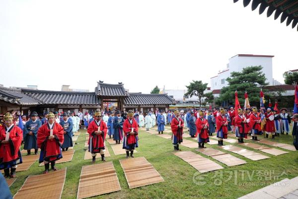 [크기변환]1-2 평택시 전통문화 축제 임금님 만나러 가는 길 개최.JPG