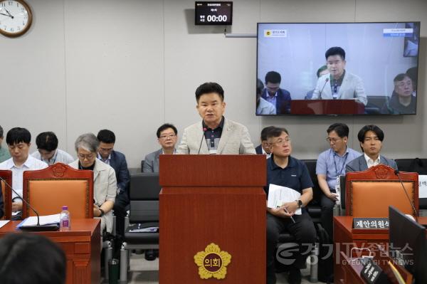 [크기변환]250912 문병근 의원, 경기남부광역철도 제5차국가철도망 촉구 건의안 상임위 통과 (2).JPG.jpg