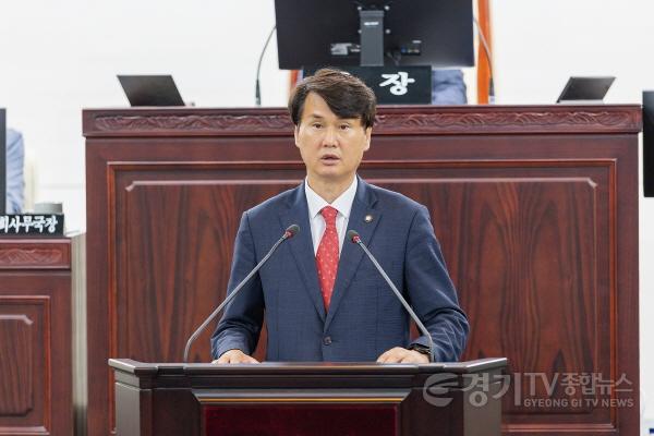 [크기변환]8.송선영의원 5분발언모습.jpg