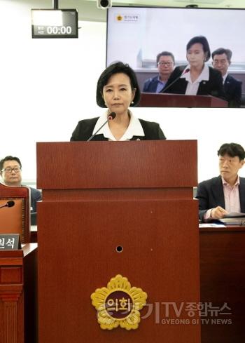 [크기변환]250912 정윤경 부의장, ‘경기도 벼 대체작물 재배 활성화 지원 조례안’ 상임위 통과.jpg