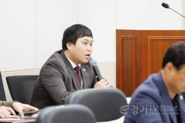 [크기변환]발언중인 노영준의원.jpg