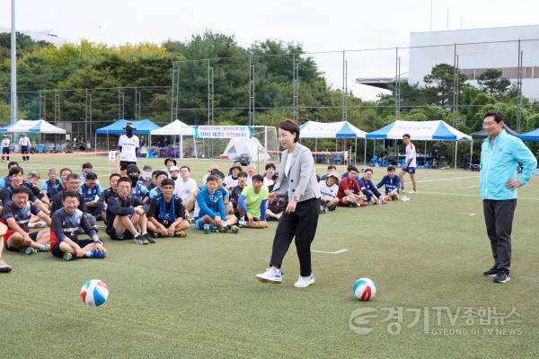 [크기변환]20250914 2025년 용인특례시의회 의장배 족구대회 개최(3).jpg