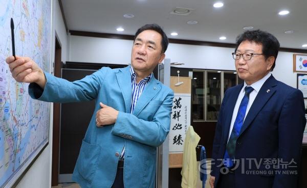 [크기변환]8-3 평택시 울진군과 수소 동맹 맺고 K-수소경제 거점 도약.jpeg