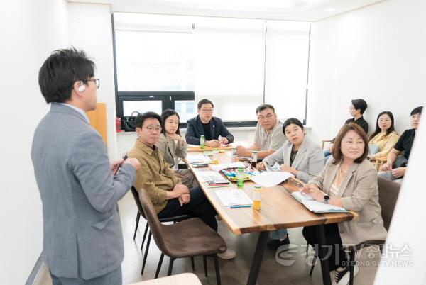 [크기변환]20250923 의원연구단체 스타트업101 Ⅱ, 천안시 청년창업·청년지원 정책 벤치마킹 실시(3).jpg