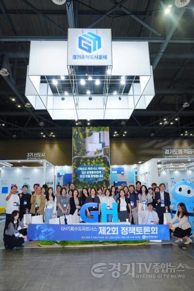 [크기변환]기념 사진.jpg