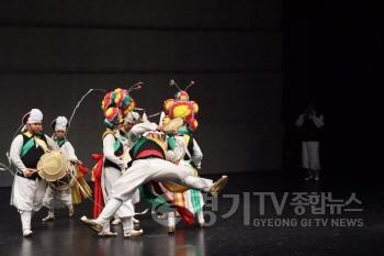 [크기변환]전통연희집단 범나비-3.jpg