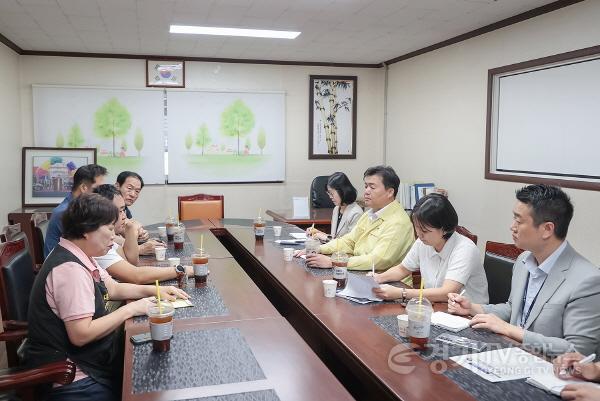 [크기변환]포토뉴스_임병택 시장, 추석맞이 삼미시장 방문 (9).jpg