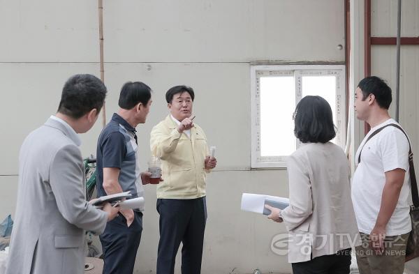 [크기변환]포토뉴스_임병택 시장, 추석맞이 삼미시장 방문 (10).jpg