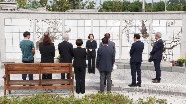 [크기변환]1. 추석맞이 무연고자·독립항쟁가 차례...시장도 함께한 따뜻한 동행 (무연고자).jpg