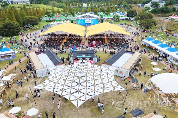 [크기변환]1-2. 2025 남사당 바우덕이축제장 모습.jpg