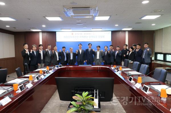 [크기변환]251015 의정정책추진단 이홍근, 김회철, 이진형, 박명원 의원,  화성시에 지역현안 정책과제 제안 (2).jpg