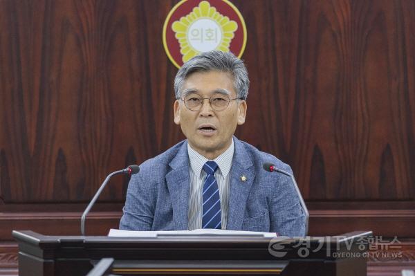 [크기변환]3.이용운 의원 5분발언 모습.jpg