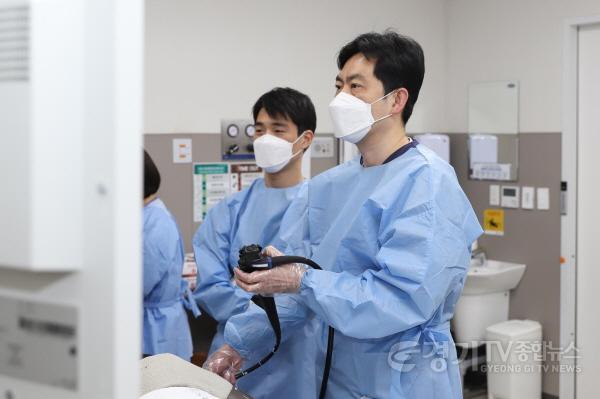 [크기변환][사진 1] 연세대 용인세브란스병원, 고난도 소화기 내시경 시술 3천례 달성.jpg