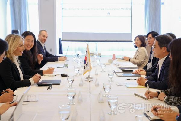[크기변환]화성국제테마파크 협력방안 논의(3) (1).jpg
