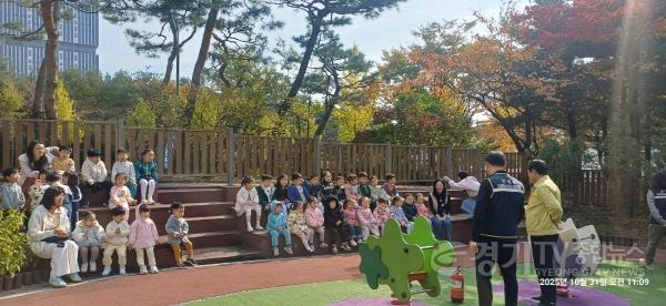 [크기변환]4-2. 용인특례시 기흥구가 구청 직장어린이집에서 민방위 특별훈련 진행했다..jpg