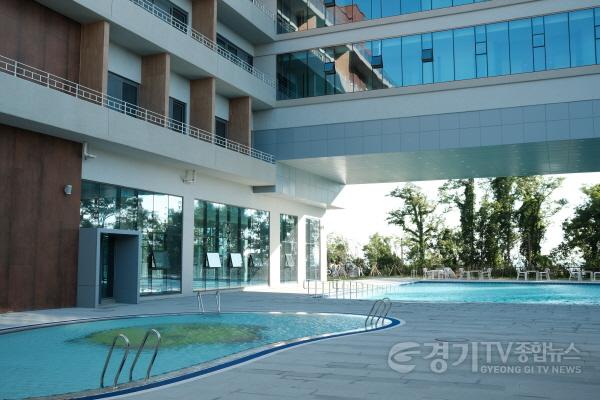 [크기변환]-6. 화성서해마루 유스호스텔 수영장.jpg