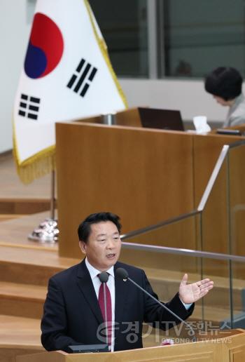 [크기변환]251105 방성환 의원, “농심(農心)은 천심(天心)… 예산과 소통이 답이다” (1).jpg