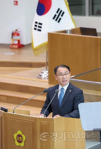 [크기변환]251105 김선영 의원, 5분 자유발언에서 ‘경기도형 공공기관 노사정협의체 구성’ 강력 촉구(1).jpg