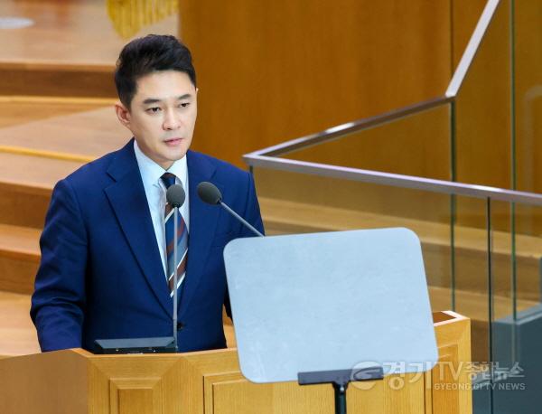 [크기변환]251105 전석훈 의원, 경기도의 AI 에이전트 주권시대 선언 (1).jpg