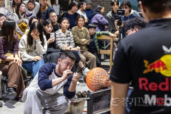 [크기변환](사진자료1) 경기공예페스타 여주_국제 유리 공예 워크숍.jpg