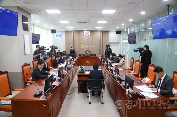 [크기변환]251110 기획재정위원회, 제11대 마지막 행정사무감사 본격 돌입 (1).JPG (1).jpg